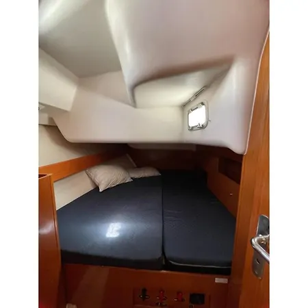 S Odyssey 21032i Hotel