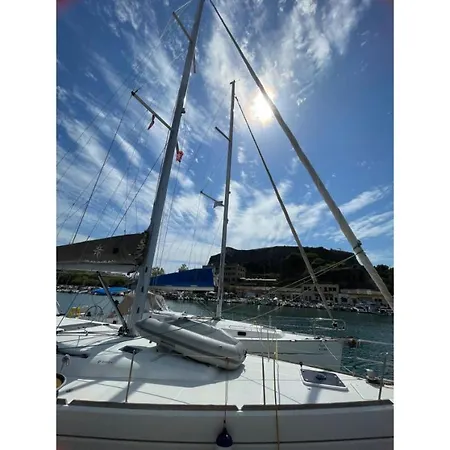 S Odyssey 21032i Hotel *